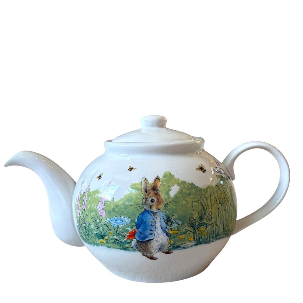 Beatrix Potter Peter Rabbit Teapot with Lid 24 Ounce Ceramic Easter New